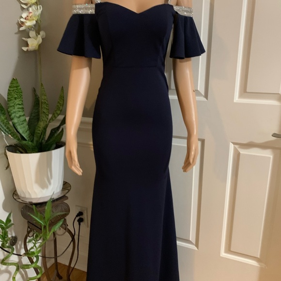 Women’s off shoulder ruffles sleeve size (S) - Picture 5 of 10